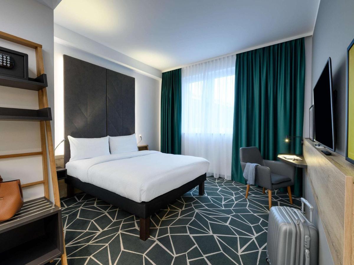 Ibis Styles Aschaffenburg Hotel Bagian luar foto