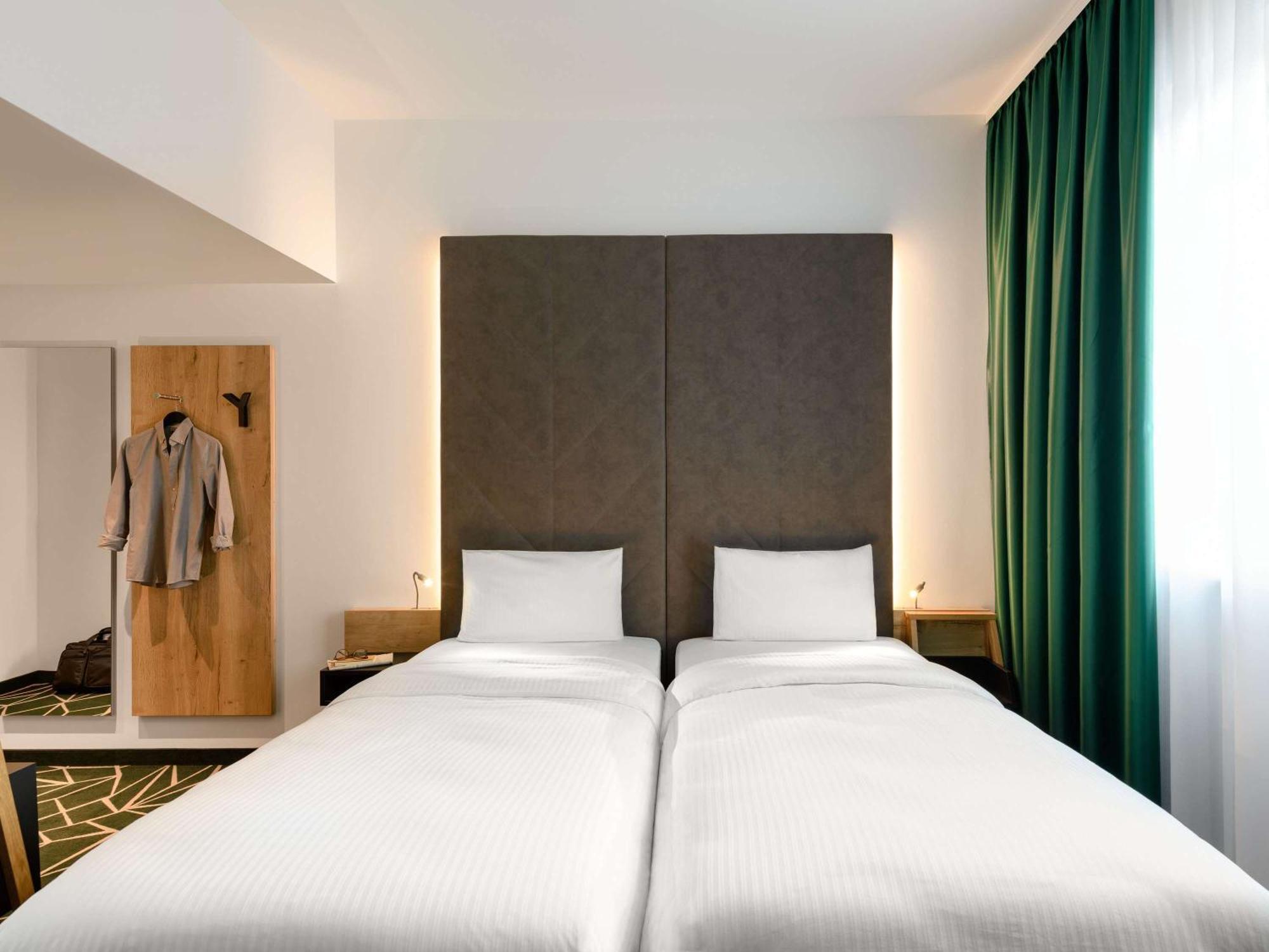 Ibis Styles Aschaffenburg Hotel Bagian luar foto