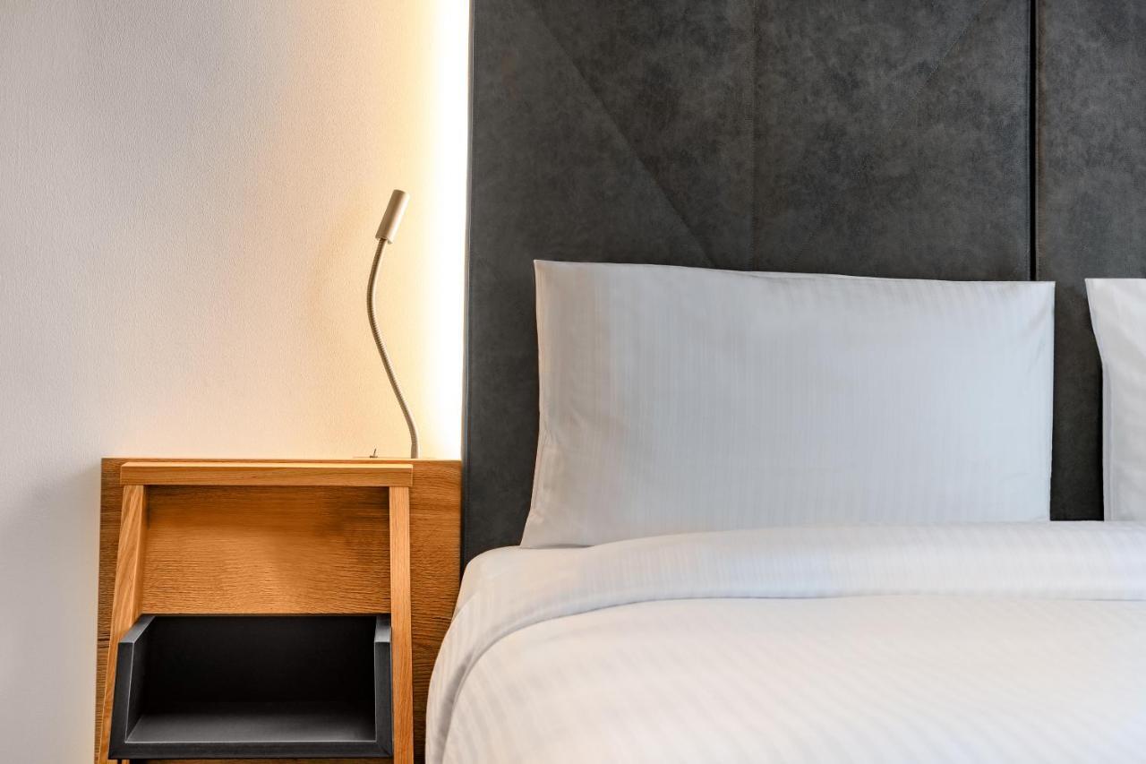 Ibis Styles Aschaffenburg Hotel Bagian luar foto