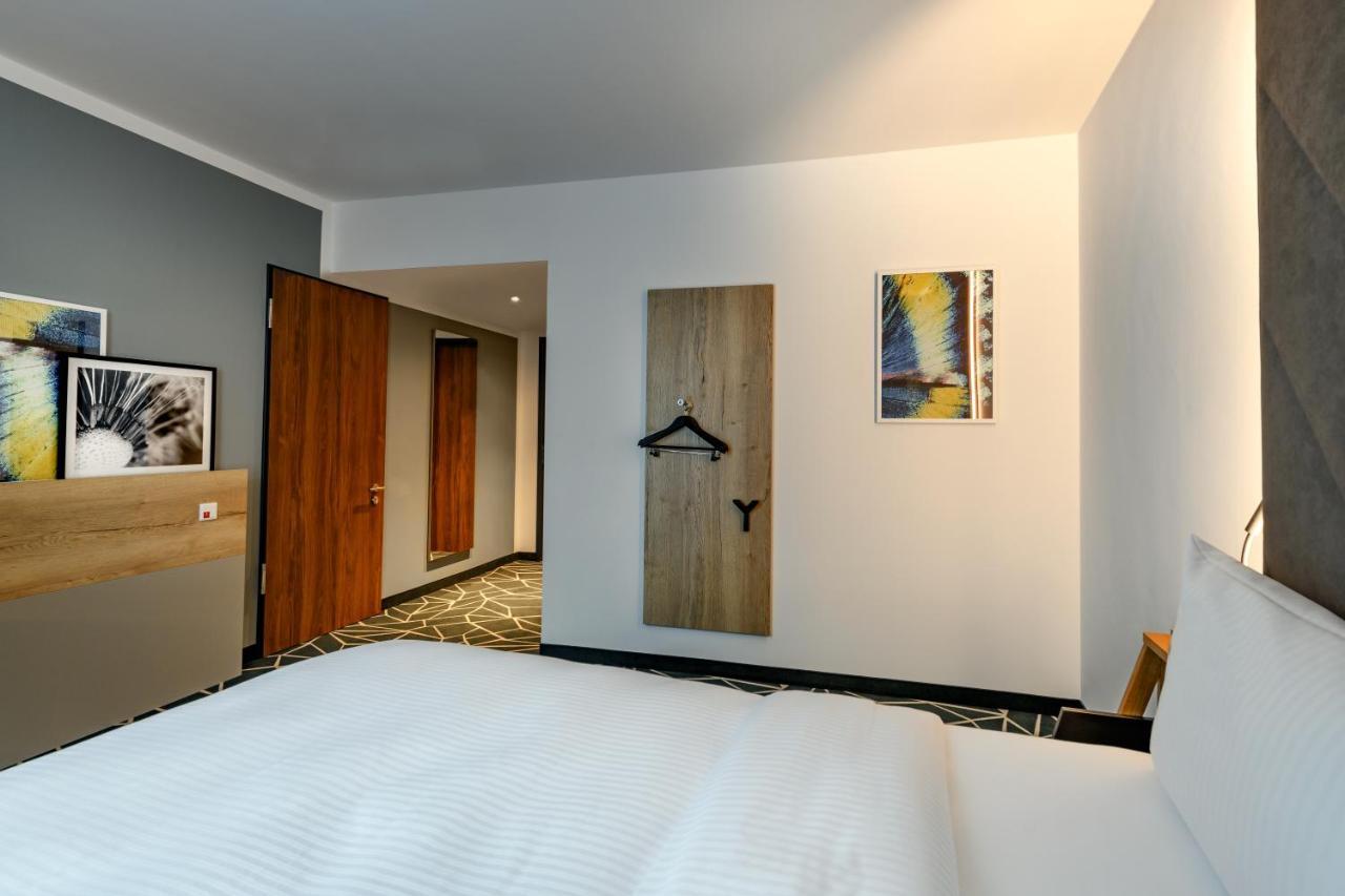 Ibis Styles Aschaffenburg Hotel Bagian luar foto